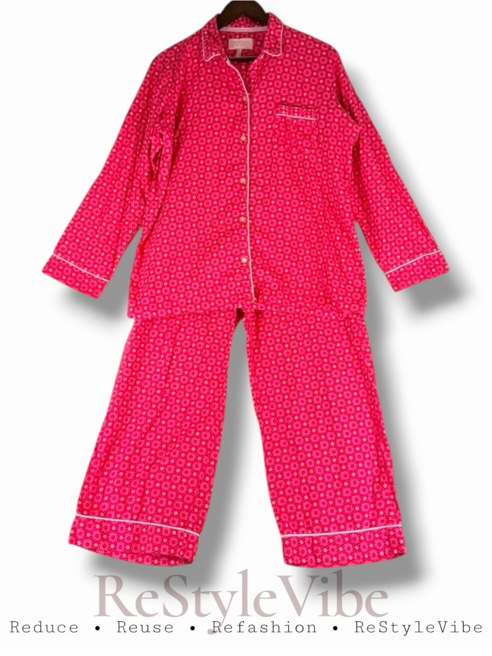 VICTORIA’S SECRET Women’s Size L Pajama Set Flannel Button Down Top Long Sleeve